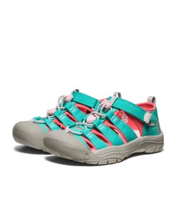 Alternative view of Big Kids' Newport H2  |  Bright Aqua/Giggle Pink