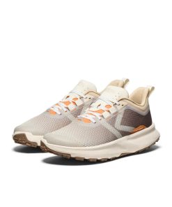 Alternative view of Women's 450 Dirt Hiking Shoe  |  Birch/Nectarine